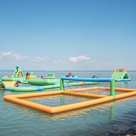 Holiday Petofi Sandor Utca-siofok *